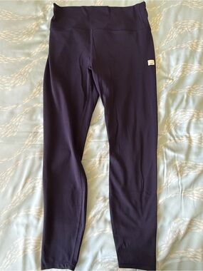 Vuori Navy High-Rise Performance Leggings